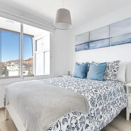 Home2book Blue Sea View Apartment *